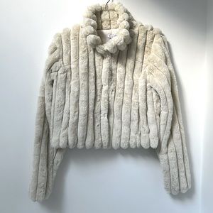 NWT Baciano short faux fur jacket